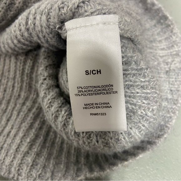 Vince Camuto Gray Sweater Pullover Crew Neck Women's Small Polka Dot Sleeves - Picture 2 of 5